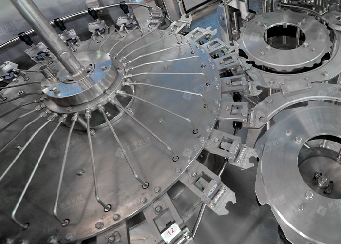 果汁灌裝設(shè)備 果汁灌裝設(shè)備